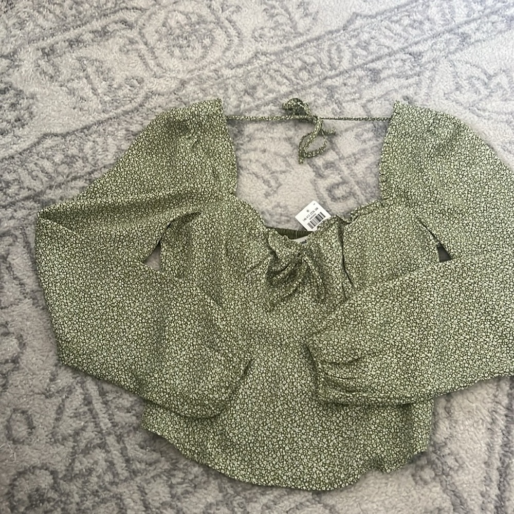 Abercrombie Long Sleeve Sweetheart Top - XS Green Floral